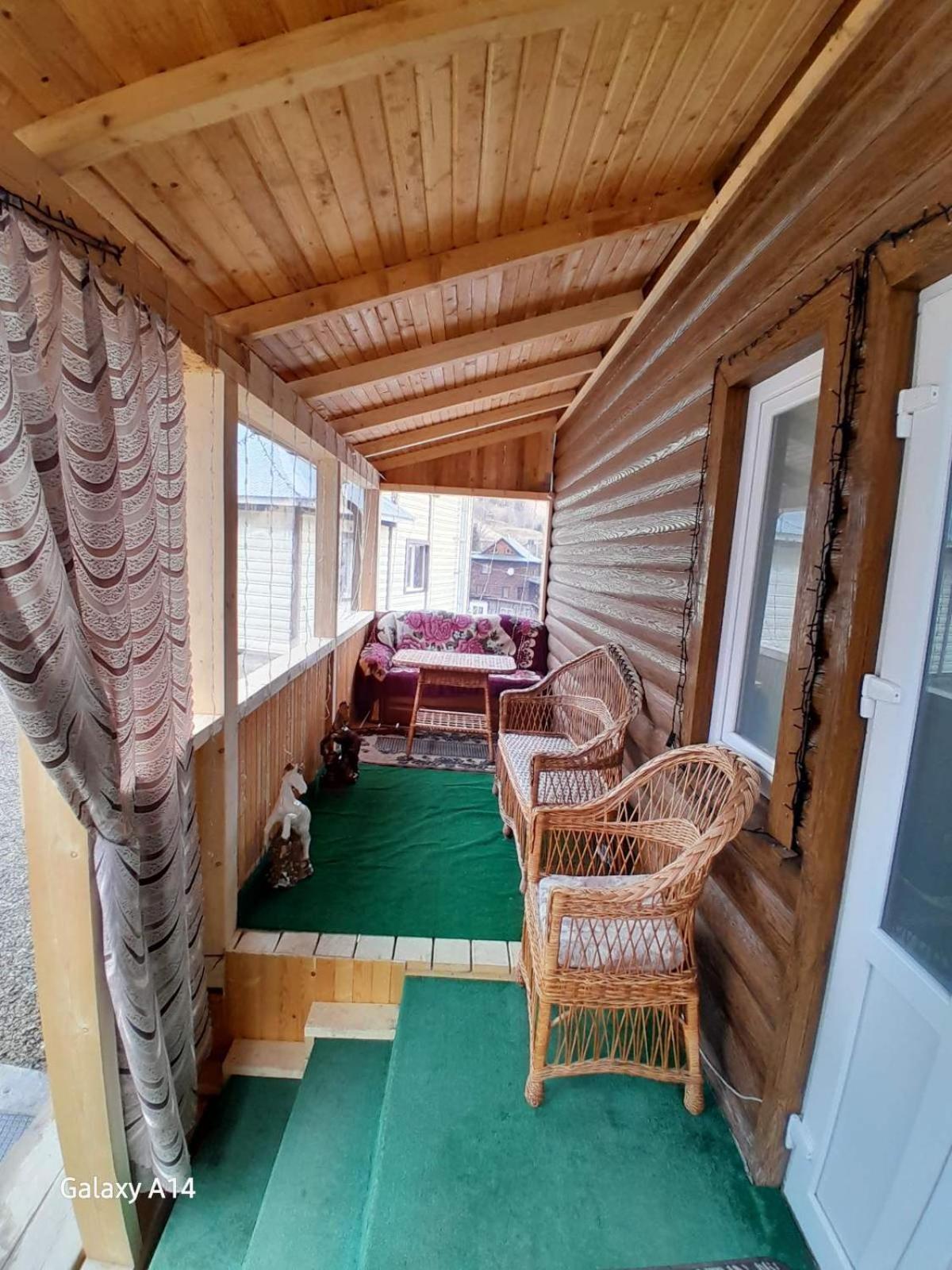 Затишні Карпати)) Apartment Verkhovyna Exterior photo